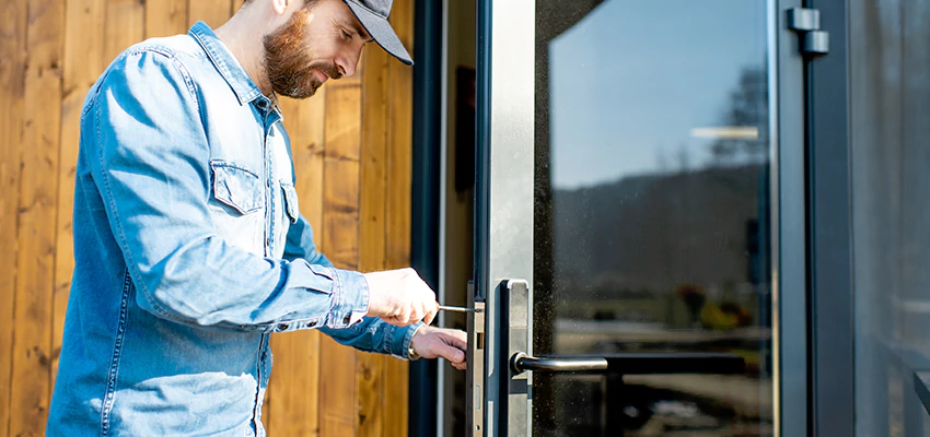 Frameless Glass Storefront Door Locks Replacement in Pasadena, CA