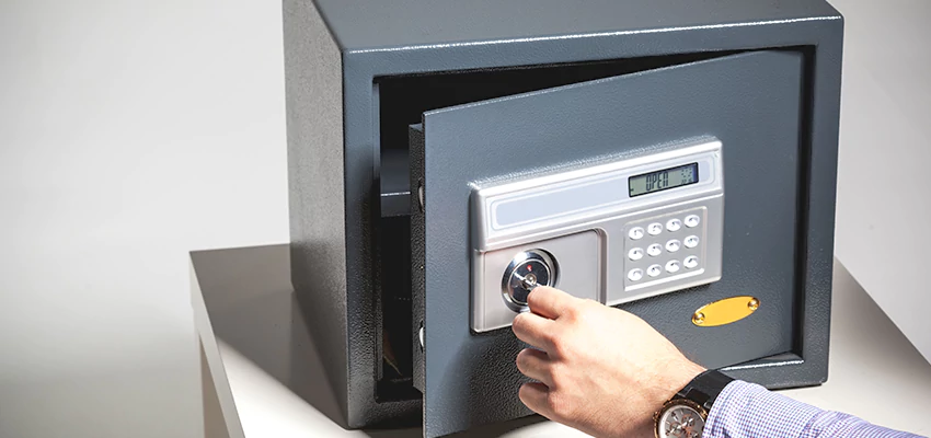 Jewelry Safe Unlocking Service in Pasadena, California